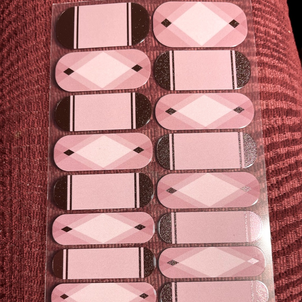 Jamberry Retro Glam Mauve Metallic Nail wraps